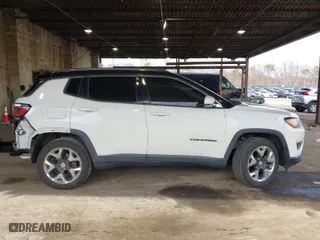2018 Jeep Compass Limited with VIN 3C4NJDCB2JT307827, listed as a IAAI auction lot 41635129 with 64,630 mi miles. Bid and sale history available at carsss.com. Image 14.