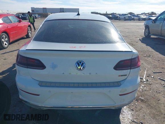 2020 Volkswagen Arteon SEL Premium R-Line с VIN WVWTR7AN3LE013290, выставлен на аукционе IAAI как лот 41351869 с пробегом Не указан миль и . История ставок и продаж доступна на DreamBid. Изображение 16.