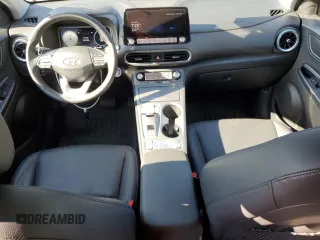 2022 Hyundai Kona Limited with VIN KM8K53AG8NU157472, listed as a Copart auction lot 62862115 with 28,741 mi miles and Clean title. Bid and sale history available at DreamBid. Image 8.