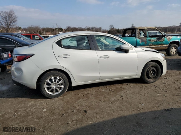 2019 Toyota Yaris Sedan L with VIN 3MYDLBYV7KY517584, listed as a Copart auction lot 43478055 with NaN miles and Salvage Title. Bid and sale history available at carsss.com. Image 3.