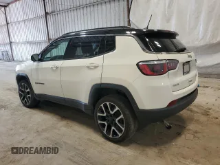 2018 Jeep Compass Limited with VIN 3C4NJDCB3JT481888, listed as a Copart auction lot 61488465 with 134,853 mi miles and Clean title. Bid and sale history available at DreamBid. Image 2.