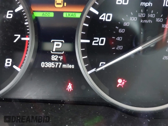 2019 Acura ILX Premium with VIN 19UDE2F7XKA014537, listed as a IAAI auction lot 42332128 with 38,577 mi miles and . Bid and sale history available at DreamBid. Image 15.