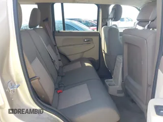 2011 Jeep Liberty Sport Jet with VIN 1J4PN2GK8BW529905, listed as a IAAI auction lot 41600214 with 169,199 mi miles and . Bid and sale history available at carsss.com. Image 8.