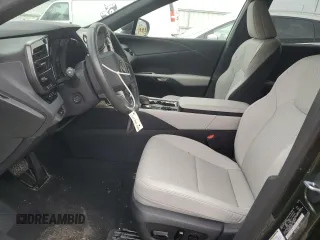 2024 Lexus RX with VIN 2T2BBMCA8RC038816, listed as a Copart auction lot 61034784 with 5,153 mi miles and Salvage Title. Bid and sale history available at carsss.com. Image 7.