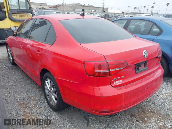 2015 Volkswagen Jetta SE с VIN 3VWD07AJ4FM407209, выставлен на аукционе IAAI как лот 42262291 с пробегом 125 207 миль миль и . История ставок и продаж доступна на DreamBid. Изображение 3.