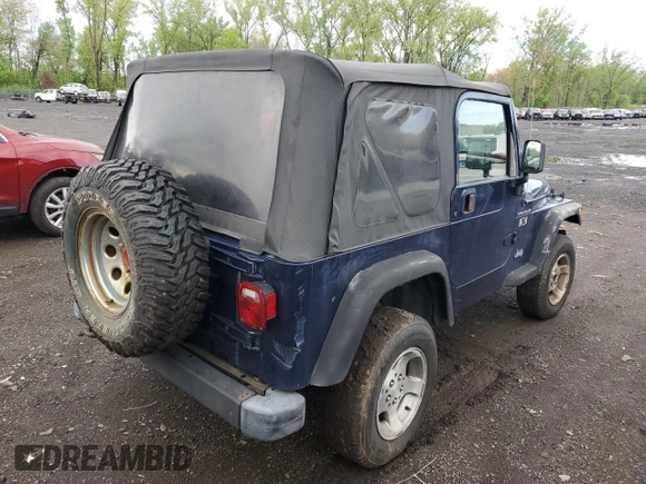 2002 Jeep Wrangler X z VIN 1J4FA39S32P767598, wystawiony jako Copart lot #55974555 z przebiegiem 177 793 mil mil oraz Czysty tytuł • Clean title. Historia ofert i sprzedaży dostępna na DreamBid. Obrazek 3.