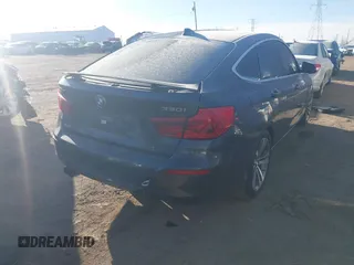 2018 BMW 3 Series 330i xDrive with VIN WBA8Z9C58JG827772, listed as a IAAI auction lot 41542464 with 56,386 mi miles. Bid and sale history available at carsss.com. Image 4.