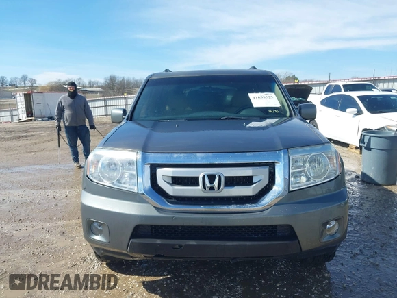 2009 Honda Pilot EX with VIN 5FNYF48469B003449, listed as a IAAI auction lot 41633525 with 190,462 mi miles. Bid and sale history available at carsss.com. Image 12.