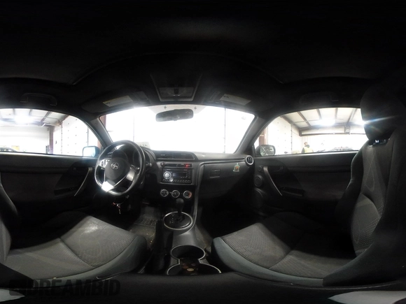 2011 Scion tC z VIN JTKJF5C75B3011546, wystawiony jako IAAI lot #42314036 z przebiegiem 266 448 mil mil oraz . Historia ofert i sprzedaży dostępna na DreamBid. Obrazek 18.