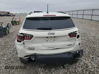 2019 Jeep Compass Latitude z VIN 3C4NJDBB5KT595474, wystawiony jako Copart lot #57227675 z przebiegiem 82 508 mil mil oraz Nie do naprawy • Non repairable. Historia ofert i sprzedaży dostępna na DreamBid. Obrazek 6.
