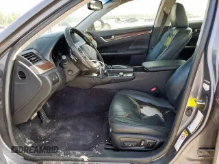 2013 Lexus GS 350 z VIN JTHBE1BL9D5021797, wystawiony jako Copart lot #63422025 z przebiegiem 177 925 mil mil oraz Czysty tytuł • Clean title. Historia ofert i sprzedaży dostępna na DreamBid. Obrazek 7.