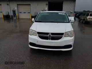 2014 Dodge Grand Caravan SXT z VIN 2C4RDGCGXER138025, wystawiony jako Copart lot #57941985 z przebiegiem 87 055 mil mil oraz Szkody całkowita. Historia ofert i sprzedaży dostępna na DreamBid. Obrazek 14.