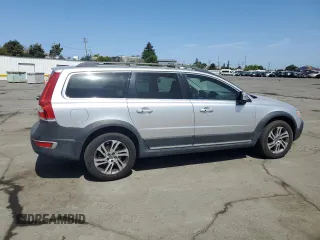 2015 Volvo XC70 T5 Drive-E Premier with VIN YV440MBK0F1219807, listed as a Copart auction lot 54092385 with 150,397 mi miles and Clean Title. Bid and sale history available at DreamBid. Image 3.