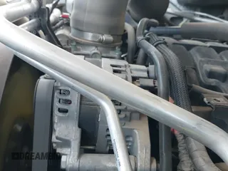 2020 Ram 1500 Tradesman z VIN 3C6RR6KT6LG134123, wystawiony jako IAAI lot #42429665 z przebiegiem 101 511 mil mil oraz . Historia ofert i sprzedaży dostępna na DreamBid. Obrazek 19.