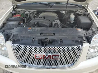 2013 GMC Yukon XL Denali with VIN 1GKS2MEF7DR184916, listed as a Copart auction lot 52392445 with 83,072 mi miles and Salvage Title. Bid and sale history available at DreamBid. Image 12.