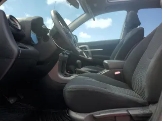 2007 Toyota RAV4 Sport with VIN JTMZD32V676037566, listed as a Copart auction lot 49009025 with 144,834 mi miles and Clean Title. Bid and sale history available at carsss.com. Image 7.