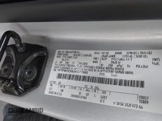 2018 Ford F-150 XL with VIN 1FTFW1E55JKD77092, listed as a IAAI auction lot 41525963 with 134,117 mi miles. Bid and sale history available at carsss.com. Image 9.