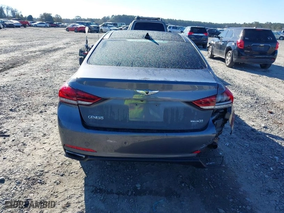 2015 Hyundai Genesis 3.8L with VIN KMHGN4JE4FU014997, listed as a IAAI auction lot 41166300 with 220,328 mi miles. Bid and sale history available at carsss.com. Image 16.