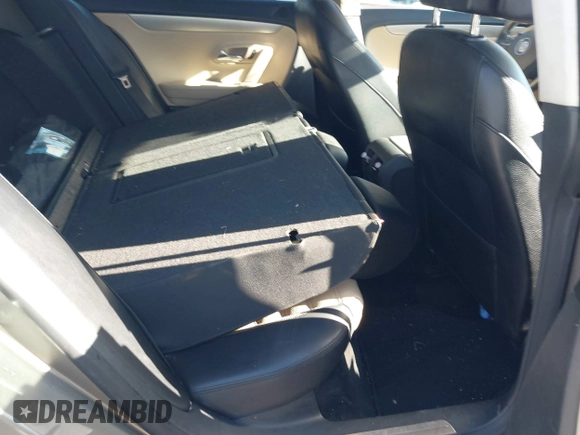 2014 Volkswagen CC Sport with VIN WVWBN7AN1EE518559, listed as a IAAI auction lot 41208853 with 154,957 mi miles. Bid and sale history available at carsss.com. Image 8.