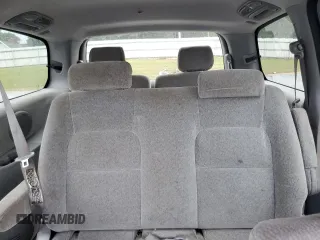 2005 Kia Sedona LX with VIN KNDUP132856712907, listed as a Copart auction lot 75751424 with 177,893 mi miles and Salvage Title. Bid and sale history available at carsss.com. Image 10.