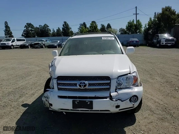2007 Toyota Highlander Hybrid w/3rd Row with VIN JTEEW21A770037642, listed as a Copart auction lot 52580745 with 152,753 mi miles and Salvage Title. Bid and sale history available at carsss.com. Image 11.