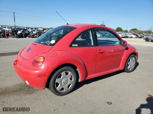2001 Volkswagen New Beetle GLS with VIN 3VWCK21C61M432714, listed as a Copart auction lot 68902934 with NaN miles and Salvage Title. Bid and sale history available at carsss.com. Image 3.