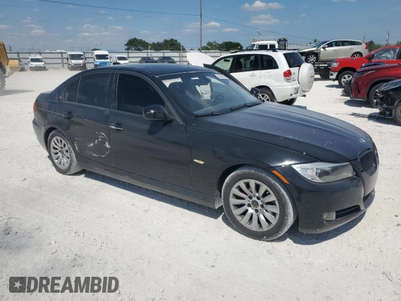 2009 BMW 3 Series 328i z VIN WBAPH73549E125586, wystawiony jako Copart lot #52594265 z przebiegiem 117 657 mil mil oraz Szkoda całkowita • Salvage title. Historia ofert i sprzedaży dostępna na DreamBid. Obrazek 4.