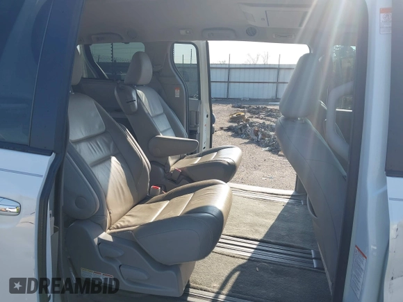 2017 Toyota Sienna XLE Auto Access Seat with VIN 5TDYZ3DC0HS873190, listed as a IAAI auction lot 41977914 with 114,715 mi miles and . Bid and sale history available at DreamBid. Image 8.