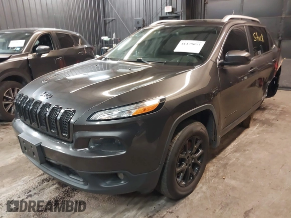 2016 Jeep Cherokee Latitude with VIN 1C4PJMCS4GW360475, listed as a IAAI auction lot 41479053 with 154,554 mi miles. Bid and sale history available at carsss.com. Image 21.