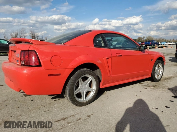 2000 Ford Mustang GT with VIN 1FAFP42X2YF313976, listed as a Copart auction lot 46873555 with 104,218 mi miles and Non Repairable. Bid and sale history available at carsss.com. Image 3.