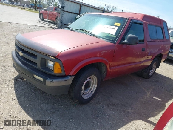 1996 Chevrolet S-10 with VIN 1GCCS1448TK120616, listed as a IAAI auction lot 41840605 with 251,506 mi miles and . Bid and sale history available at DreamBid. Image 17.