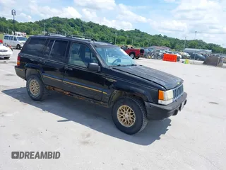 1995 Jeep Grand Cherokee Limited with VIN 1J4GZ78S1SC705498, listed as a IAAI auction lot 42670601 with 229,410 mi miles and . Bid and sale history available at DreamBid. Image 1.