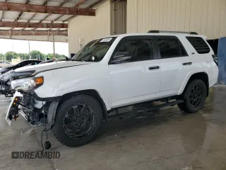 2022 Toyota 4Runner SR5 Premium z VIN JTEFU5JR7N5253234, wystawiony jako Copart lot #61426695 z przebiegiem 36 582 mil mil oraz Szkoda całkowita • Salvage title. Historia ofert i sprzedaży dostępna na DreamBid. Obrazek 1.
