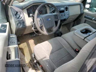 2008 Ford F-250 XL с VIN 1FTSX21508EB12984, выставлен на аукционе Copart как лот 54117175 с пробегом 131 009 миль миль и Чистый • Clean title. История ставок и продаж доступна на DreamBid. Изображение 8.