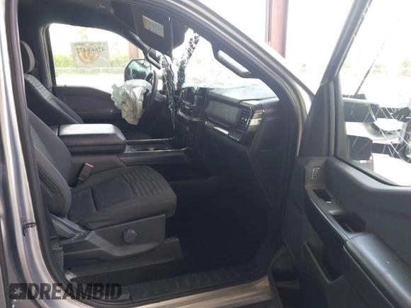 2021 Ford F-150 XL z VIN 1FTFW1E89MFC21046, wystawiony jako IAAI lot #42668472 z przebiegiem 83 083 mil mil oraz . Historia ofert i sprzedaży dostępna na DreamBid. Obrazek 5.