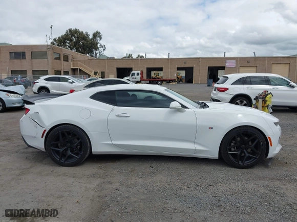 2016 Chevrolet Camaro 1LT with VIN 1G1FB1RS6G0150910, listed as a IAAI auction lot 41916289 with 77,341 mi miles. Bid and sale history available at carsss.com. Image 13.