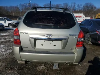 2009 Hyundai Tucson SE with VIN KM8JN72D19U970813, listed as a Copart auction lot 88469545 with 152,648 mi miles and Salvage Title. Bid and sale history available at carsss.com. Image 6.
