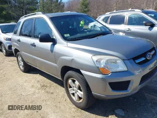 2010 Kia Sportage LX with VIN KNDKGCA38A7733453, listed as a IAAI auction lot 41932937 with 148,056 mi miles and . Bid and sale history available at carsss.com. Image 1.