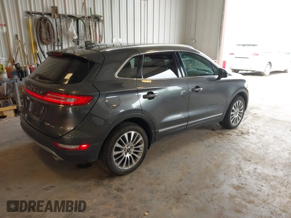 2018 Lincoln MKC Reserve with VIN 5LMCJ3D96JUL14629, listed as a IAAI auction lot 42595730 with 89,587 mi miles and . Bid and sale history available at DreamBid. Image 4.