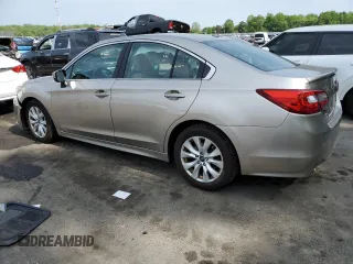 2015 Subaru Legacy 2.5i Premium with VIN 4S3BNAC64F3012739, listed as a Copart auction lot 52008013 with 29,710 mi miles. Bid and sale history available at carsss.com. Image 2.