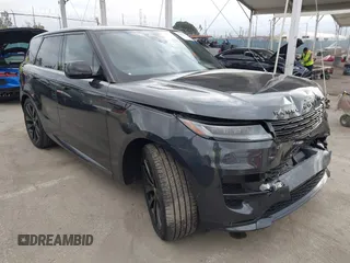 2025 Land Rover Range Rover Sport z VIN SAL1L9E45SA423111, wystawiony jako IAAI lot #42090141 z przebiegiem 4 668 mil mil oraz . Historia ofert i sprzedaży dostępna na DreamBid. Obrazek 1.