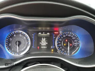 2016 Chrysler 200 Limited with VIN 1C3CCCAB9GN118877, listed as a Copart auction lot 45472475 with 120,199 mi miles and Clean Title. Bid and sale history available at carsss.com. Image 9.