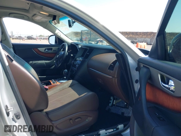 2013 Infiniti FX with VIN JN8CS1MU9DM142005, listed as a IAAI auction lot 42418388 with 81,715 mi miles and . Bid and sale history available at DreamBid. Image 5.