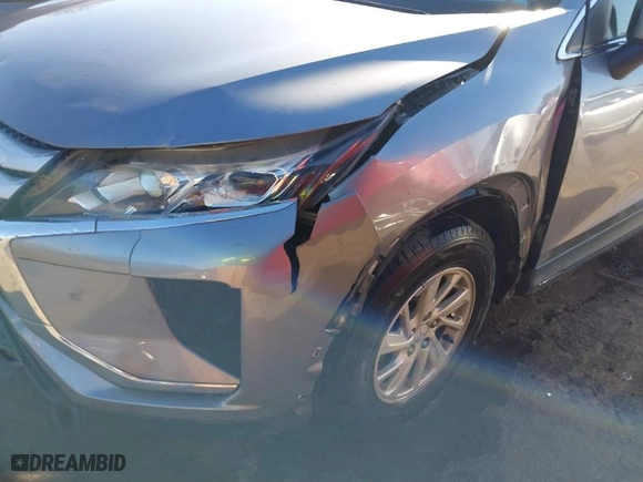2018 Mitsubishi Eclipse Cross ES with VIN JA4AT3AAXJZ068141, listed as a IAAI auction lot 41257610 with 141,317 mi miles. Bid and sale history available at carsss.com. Image 6.