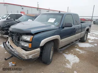 2006 Chevrolet Silverado 1500 LT2 with VIN 1GCEK19B56Z135148, listed as a IAAI auction lot 41616433 with 241,628 mi miles. Bid and sale history available at carsss.com. Image 18.