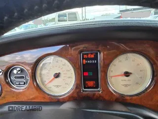 2001 Bentley Arnage with VIN SCBLC31E91CX06337, listed as a Copart auction lot 44067475 with 51,938 mi miles and Clean Title. Bid and sale history available at DreamBid. Image 8.