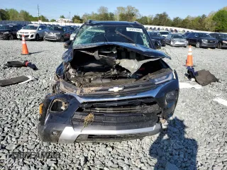 2021 Chevrolet TrailBlazer LT with VIN KL79MPSL2MB143132, listed as a Copart auction lot 52251455 with 47,480 mi miles and Salvage Title. Bid and sale history available at carsss.com. Image 5.
