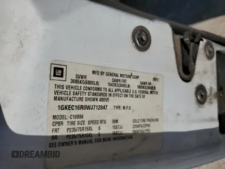 1998 GMC Suburban z VIN 1GKEC16R0WJ712847, wystawiony jako Copart lot #68557804 z przebiegiem 262 538 mil mil oraz Szkoda całkowita • Salvage title. Historia ofert i sprzedaży dostępna na DreamBid. Obrazek 15.