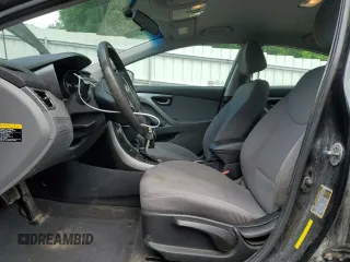 2016 Hyundai Elantra SE z VIN 5NPDH4AE9GH654729, wystawiony jako Copart lot #59590315 z przebiegiem 230 768 mil mil oraz Szkoda całkowita • Salvage title. Historia ofert i sprzedaży dostępna na DreamBid. Obrazek 7.