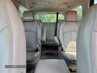 2012 GMC Acadia SLT1 z VIN 1GKKVRED3CJ347710, wystawiony jako Copart lot #61126105 z przebiegiem 157 322 mil mil oraz Czysty tytuł • Clean title. Historia ofert i sprzedaży dostępna na DreamBid. Obrazek 10.